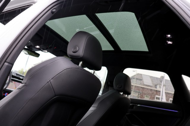 AUDI Q3 45 TFSI e S-Line - 245 pk **Pano / Trekhaak / Sonos / Carbon, Autobedrijf Ploemen Meerssen BV, Meerssen