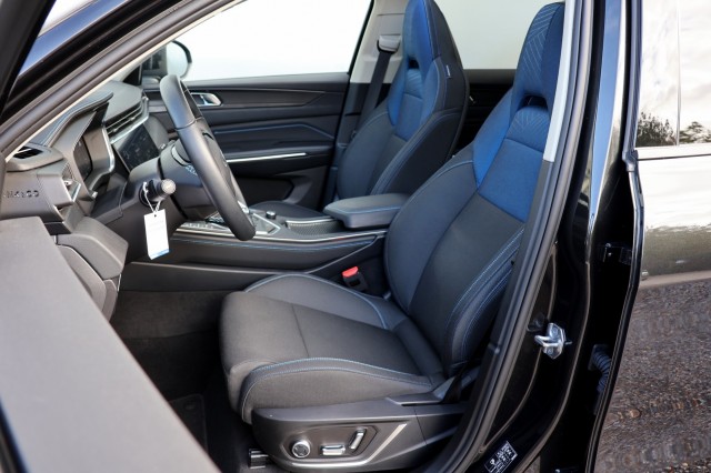 LYNK EN CO 01 1.5 Plug-in Hybrid - 261 pk **Pano / 360 camera / Memory stoel, Autobedrijf Ploemen Meerssen BV, Meerssen