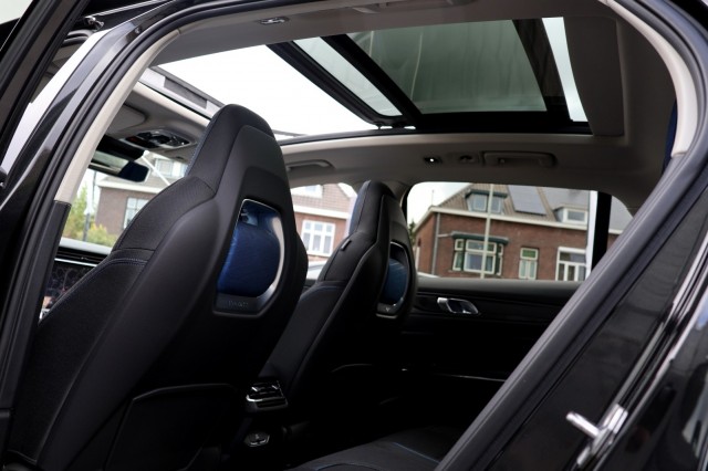 LYNK EN CO 01 1.5 Plug-in Hybrid - 261 pk **Pano / 360 camera / Memory stoel, Autobedrijf Ploemen Meerssen BV, Meerssen