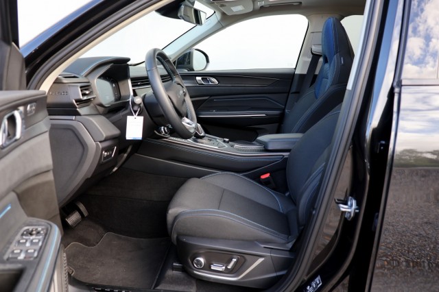 LYNK EN CO 01 1.5 Plug-in Hybrid - 261 pk **Pano / 360 camera / Memory stoel, Autobedrijf Ploemen Meerssen BV, Meerssen