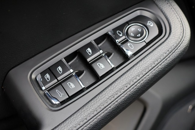 PORSCHE MACAN 2.0 - 245 pk **Pano / BOSE / Camera / Memory stoel, Autobedrijf Ploemen Meerssen BV, Meerssen