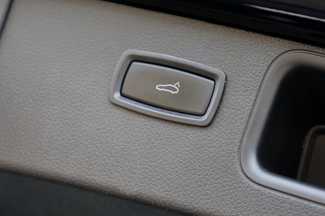 PORSCHE MACAN 2.0 - 245 pk **Pano / BOSE / Camera / Memory stoel, Autobedrijf Ploemen Meerssen BV, Meerssen