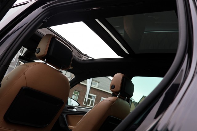 VOLKSWAGEN TIGUAN 1.5 TSI ACT Comfortline Business R - 150 pk **Pano / Leer / Trekhaak, Autobedrijf Ploemen Meerssen BV, Meersse