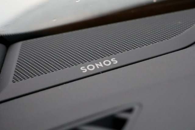 AUDI Q3 45 TFSI e S-Line - 245 pk **Sonos / Trekhaak / Ambiance , Autobedrijf Ploemen Meerssen BV, Meerssen