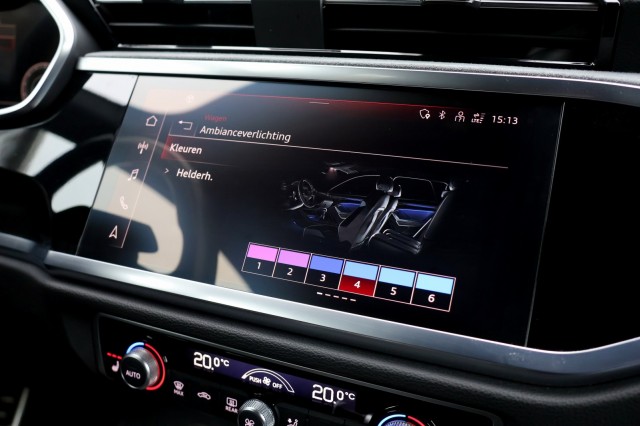 AUDI Q3 45 TFSI e S-Line - 245 pk **Sonos / Trekhaak / Ambiance , Autobedrijf Ploemen Meerssen BV, Meerssen