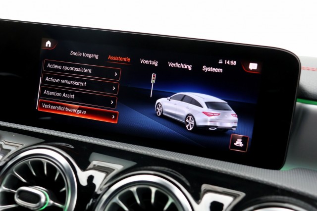 MERCEDES-BENZ CLA-KLASSE Shooting Brake 200 Bus Solution AMG - 163 pk **Pano / Sfeer, Autobedrijf Ploemen Meerssen BV, Meerssen