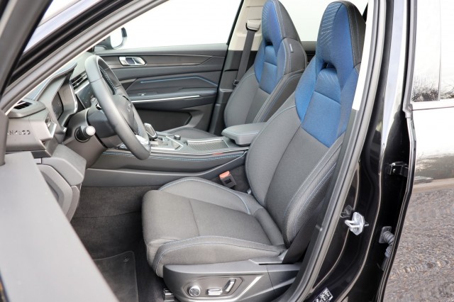 LYNK EN CO 01 1.5 Plug-in Hybrid - 261 pk **Pano / 360 camera / Memory stoel , Autobedrijf Ploemen Meerssen BV, Meerssen