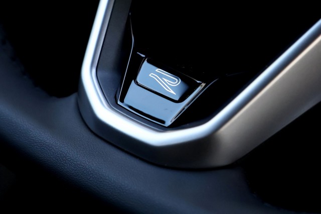 VOLKSWAGEN TIGUAN 1.5 eHybrid R-Line Edition - 272 pk **Pano / Trekhaak / 5j garantie, Autobedrijf Ploemen Meerssen BV, Meerssen