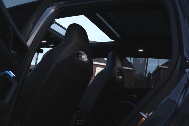 VOLKSWAGEN TIGUAN 1.5 eHybrid R-Line Edition - 272 pk **Pano / Trekhaak / 5j garantie, Autobedrijf Ploemen Meerssen BV, Meerssen