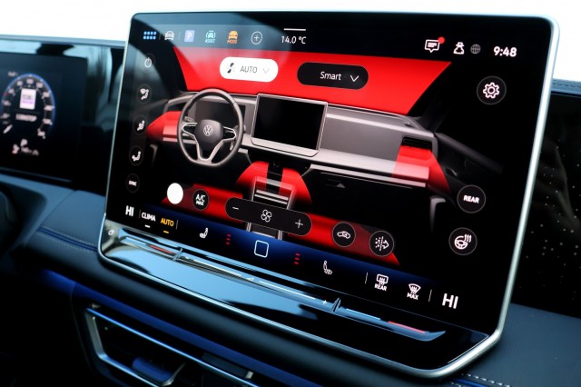 VOLKSWAGEN TIGUAN 1.5 eHybrid R-Line Edition - 272 pk **Pano / Trekhaak / 5j garantie, Autobedrijf Ploemen Meerssen BV, Meerssen