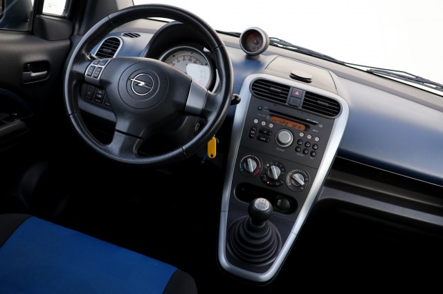 OPEL AGILA 1.0 Edition - 65 pk **Airco / NAP / All season band, Autobedrijf Ploemen Meerssen BV, Meerssen