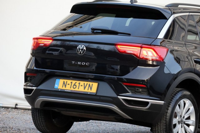 VOLKSWAGEN T-ROC 1.0 TSI Style - 110 pk , Autobedrijf Ploemen Meerssen BV, Meerssen