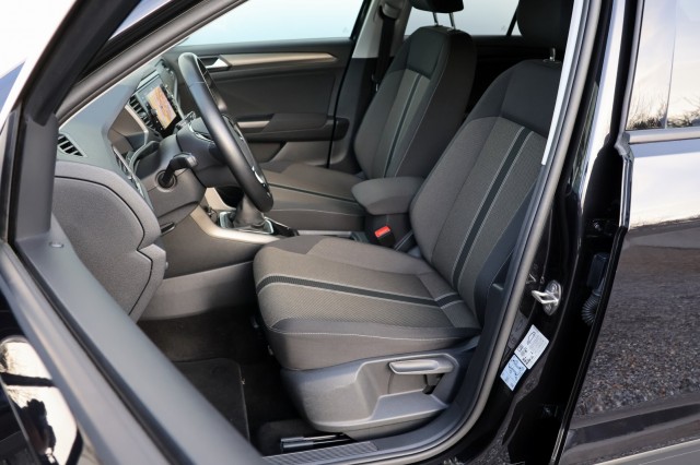 VOLKSWAGEN T-ROC 1.0 TSI Style - 110 pk , Autobedrijf Ploemen Meerssen BV, Meerssen