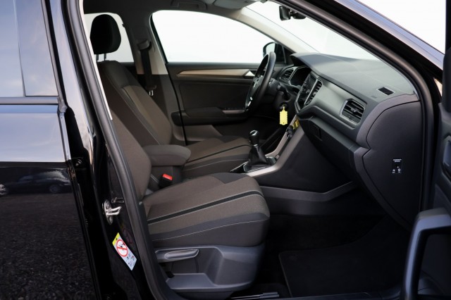 VOLKSWAGEN T-ROC 1.0 TSI Style - 110 pk , Autobedrijf Ploemen Meerssen BV, Meerssen