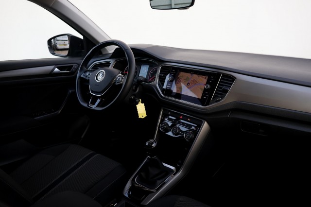 VOLKSWAGEN T-ROC 1.0 TSI Style - 110 pk , Autobedrijf Ploemen Meerssen BV, Meerssen