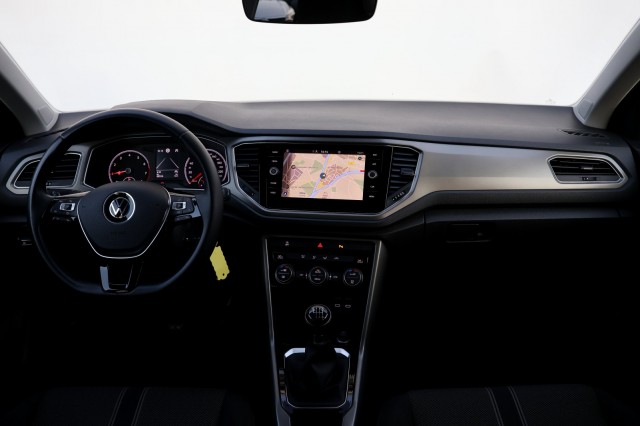 VOLKSWAGEN T-ROC 1.0 TSI Style - 110 pk , Autobedrijf Ploemen Meerssen BV, Meerssen