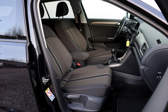 VOLKSWAGEN T-ROC 1.0 TSI Style - 110 pk , Autobedrijf Ploemen Meerssen BV, Meerssen