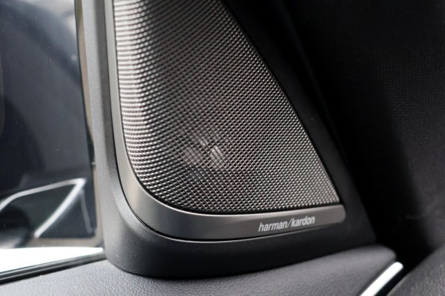 BMW 5-SERIE Touring 530e M-Sport - 292 pk **Pano / Trekh / Head up / Harman Kardon , Autobedrijf Ploemen Meerssen BV, Meerssen