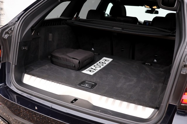 BMW 5-SERIE Touring 530e M-Sport - 292 pk **Pano / Trekh / Head up / Harman Kardon , Autobedrijf Ploemen Meerssen BV, Meerssen