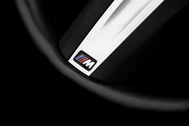 BMW 5-SERIE Touring 530e M-Sport - 292 pk **Pano / Trekh / Head up / Harman Kardon , Autobedrijf Ploemen Meerssen BV, Meerssen