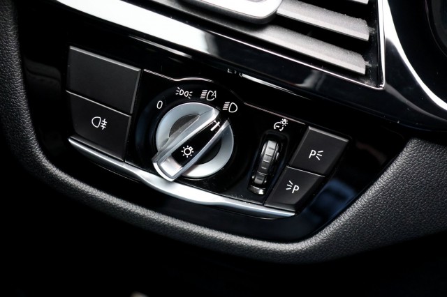 BMW 5-SERIE Touring 530e M-Sport - 292 pk **Pano / Trekh / Head up / Harman Kardon , Autobedrijf Ploemen Meerssen BV, Meerssen