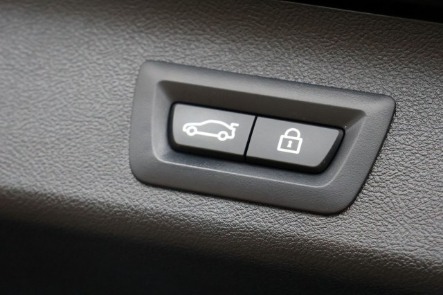 BMW 5-SERIE Touring 530e M-Sport - 292 pk **Pano / Trekh / Head up / Harman Kardon , Autobedrijf Ploemen Meerssen BV, Meerssen