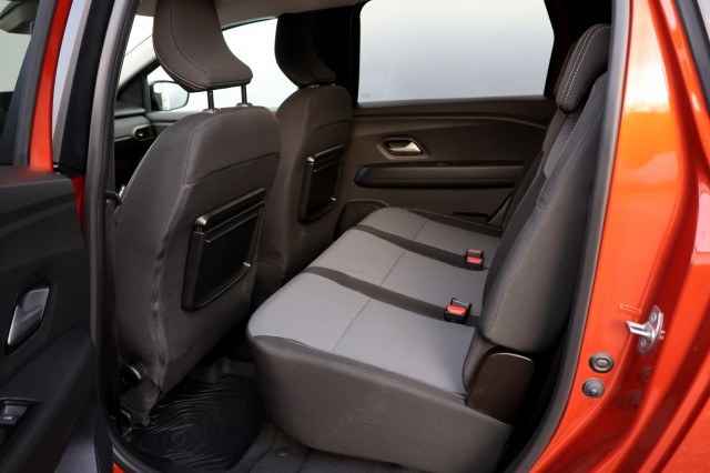 DACIA JOGGER 1.0 TCE 110 Extreme 7p - 110 pk **Camera / Led / Navi, Autobedrijf Ploemen Meerssen BV, Meerssen