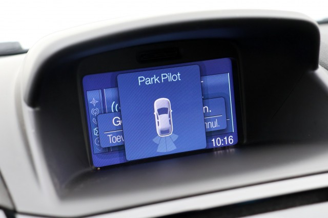 FORD FIESTA 1.0 EcoBoost Titanium - 101 pk, Autobedrijf Ploemen Meerssen BV, Meerssen