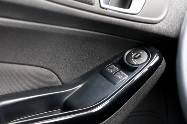 FORD FIESTA 1.0 EcoBoost Titanium - 101 pk, Autobedrijf Ploemen Meerssen BV, Meerssen