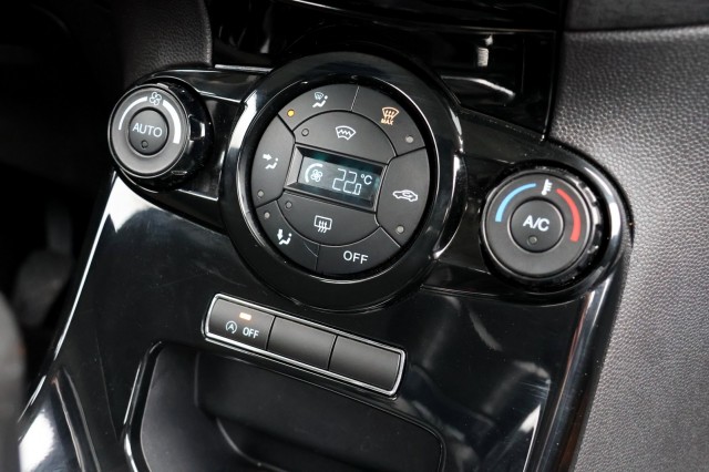 FORD FIESTA 1.0 EcoBoost Titanium - 101 pk, Autobedrijf Ploemen Meerssen BV, Meerssen