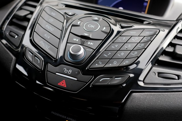 FORD FIESTA 1.0 EcoBoost Titanium - 101 pk, Autobedrijf Ploemen Meerssen BV, Meerssen