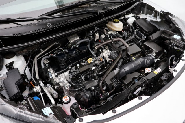 TOYOTA YARIS CROSS 1.5 Hybrid 130 Launch Edition - 130 pk , Autobedrijf Ploemen Meerssen BV, Meerssen