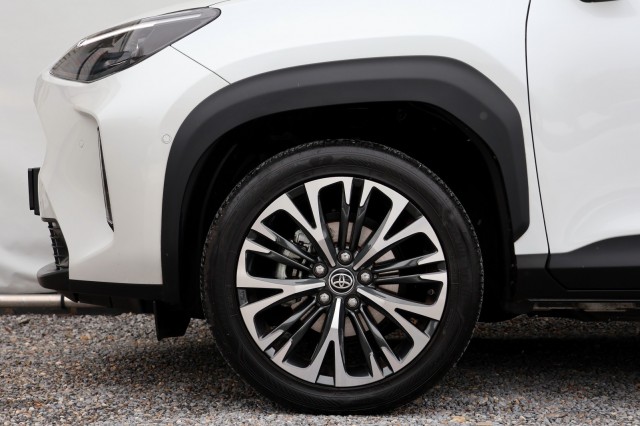 TOYOTA YARIS CROSS 1.5 Hybrid 130 Launch Edition - 130 pk , Autobedrijf Ploemen Meerssen BV, Meerssen