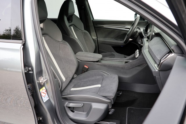 SKODA KODIAQ 1.5 TSI PHEV Sportline Business - 204 pk **Trekhaak / DCC / 20 inch Rila, Autobedrijf Ploemen Meerssen BV, Meerssen