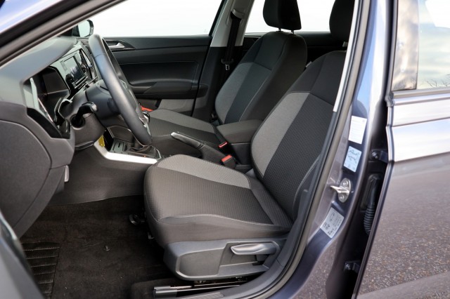 VOLKSWAGEN POLO 1.0 TSI Go - 95 pk **Carplay / PDC / ACC, Autobedrijf Ploemen Meerssen BV, Meerssen