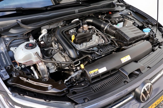 VOLKSWAGEN POLO 1.0 TSI Go - 95 pk **Carplay / PDC / ACC, Autobedrijf Ploemen Meerssen BV, Meerssen