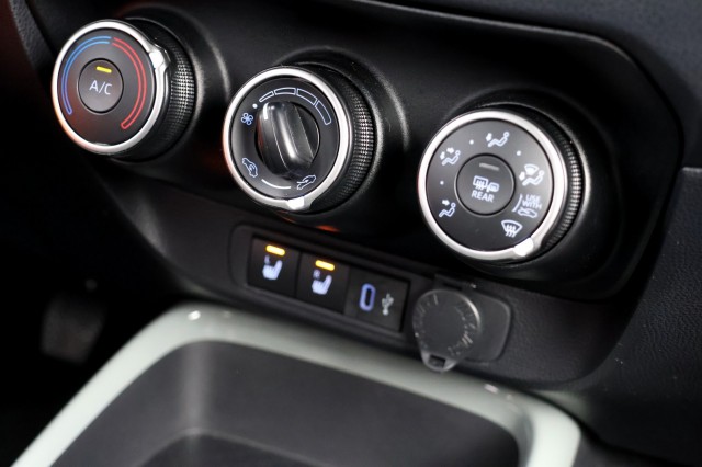 TOYOTA AYGO X 1.0 VVT-i MT Pulse - 72 pk **Bi-tone / Camera / Carplay, Autobedrijf Ploemen Meerssen BV, Meerssen