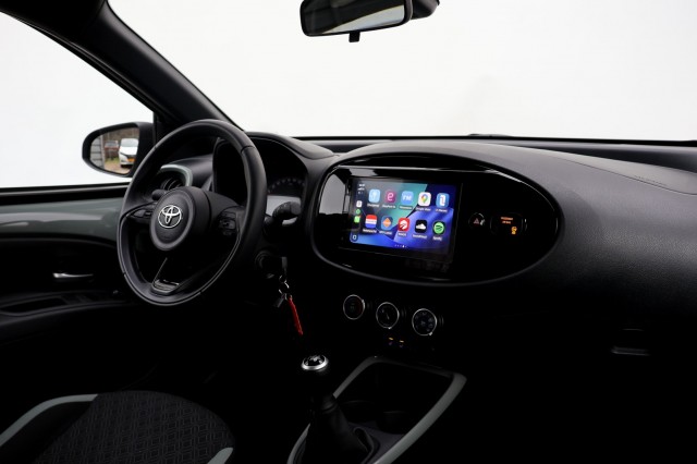 TOYOTA AYGO X 1.0 VVT-i MT Pulse - 72 pk **Bi-tone / Camera / Carplay, Autobedrijf Ploemen Meerssen BV, Meerssen