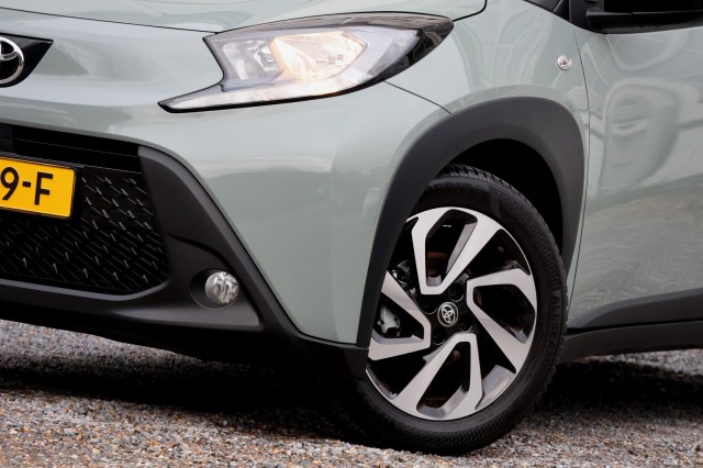 TOYOTA AYGO X 1.0 VVT-i MT Pulse - 72 pk **Bi-tone / Camera / Carplay, Autobedrijf Ploemen Meerssen BV, Meerssen