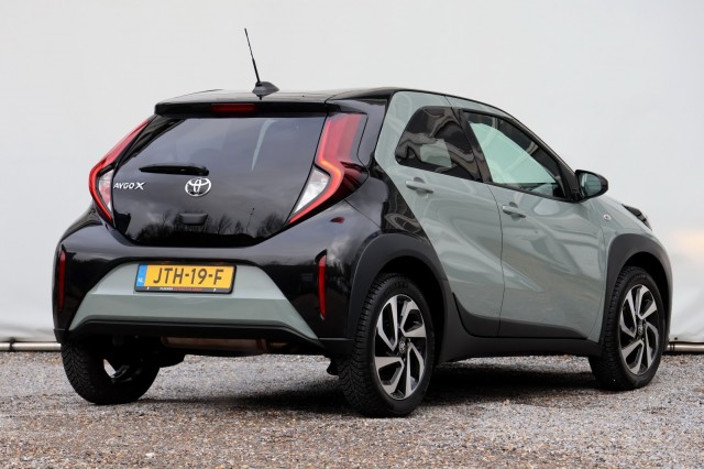 TOYOTA AYGO X 1.0 VVT-i MT Pulse - 72 pk **Bi-tone / Camera / Carplay, Autobedrijf Ploemen Meerssen BV, Meerssen