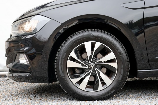 VOLKSWAGEN POLO 1.0 TSI DSG Comfortline - 95 pk **Navi / Carplay / PDC / ACC, Autobedrijf Ploemen Meerssen BV, Meerssen