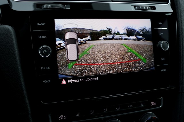 VOLKSWAGEN GOLF 2.0 TSI GTI Performance - 245 pk **Pano / Keyless / Camera, Autobedrijf Ploemen Meerssen BV, Meerssen