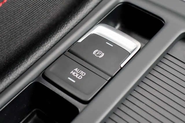 VOLKSWAGEN GOLF 2.0 TSI GTI Performance - 245 pk **Pano / Keyless / Camera, Autobedrijf Ploemen Meerssen BV, Meerssen