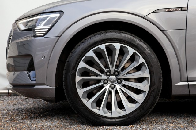 AUDI E-TRON 55 Quattro Advanced Pro Line Plus - 408 pk **113K nieuw / Pano / Head up, Autobedrijf Ploemen Meerssen BV, Meerssen