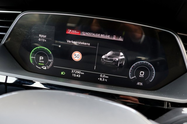 AUDI E-TRON 55 Quattro Advanced Pro Line Plus - 408 pk **113K nieuw / Pano / Head up, Autobedrijf Ploemen Meerssen BV, Meerssen