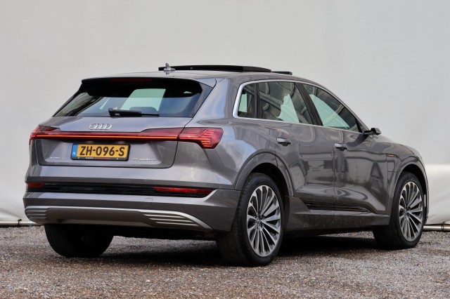 AUDI E-TRON 55 Quattro Advanced Pro Line Plus - 408 pk **113K nieuw / Pano / Head up, Autobedrijf Ploemen Meerssen BV, Meerssen