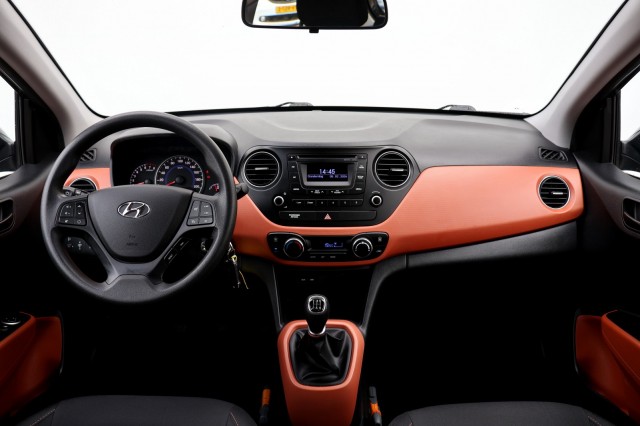 HYUNDAI I10 1.0i i-Motion Comfort - 67 pk **Climate / Cruise control / NAP, Autobedrijf Ploemen Meerssen BV, Meerssen