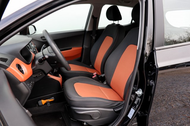 HYUNDAI I10 1.0i i-Motion Comfort - 67 pk **Climate / Cruise control / NAP, Autobedrijf Ploemen Meerssen BV, Meerssen