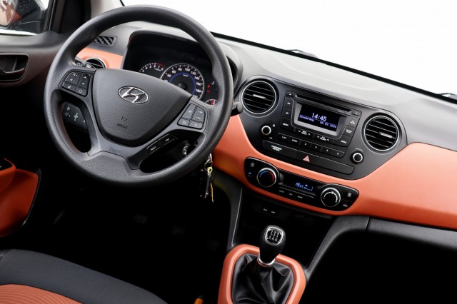 HYUNDAI I10 1.0i i-Motion Comfort - 67 pk **Climate / Cruise control / NAP, Autobedrijf Ploemen Meerssen BV, Meerssen