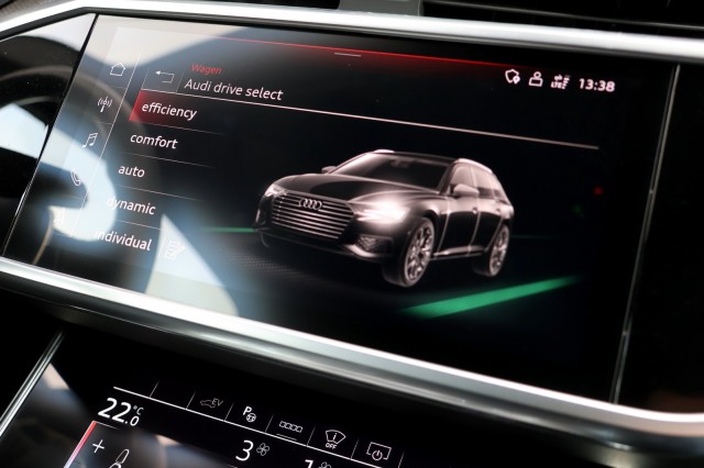 AUDI A6 Avant 55 TFSIe Quattro S-Line - 367 pk **Pano / TV / Stoelventilatie / HD Matrix, Autobedrijf Ploemen Meerssen BV, Meers